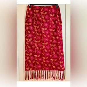 Muse Beautiful Maroon Embroidered Silk Skirt. Excellent Condition. Lined. Size 8